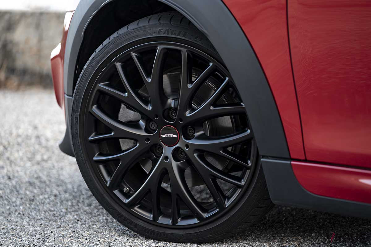 限定車「MINIパディ・ホプカーク エディション」のホイール