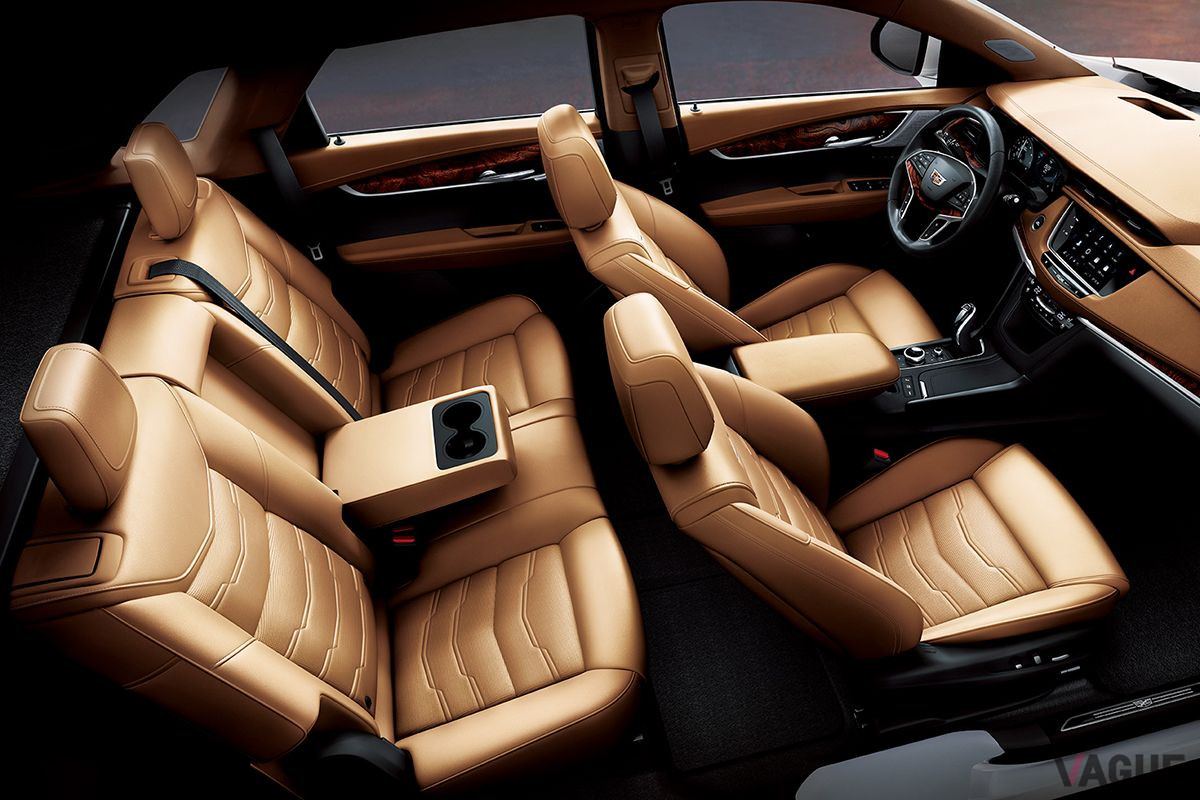 キャデラック「XT5」の室内