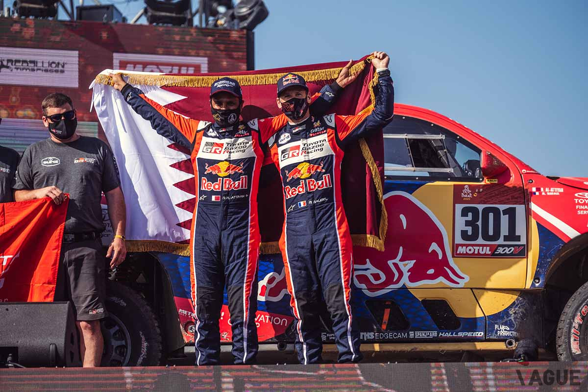 惜しくも2位に終わったトヨタGAZOOレーシング「ハイラックス」ナッサー・アル・アティヤ／マシュー・ポーメル選手組