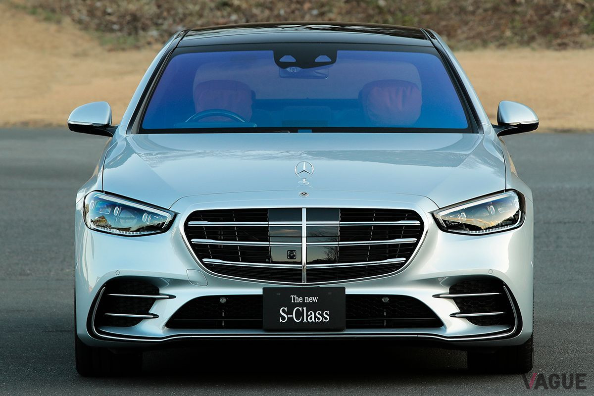 7世代目にフルモデルチェンジして日本に上陸したメルセデス・ベンツ新型「Sクラス」。写真はS500 4MATIC