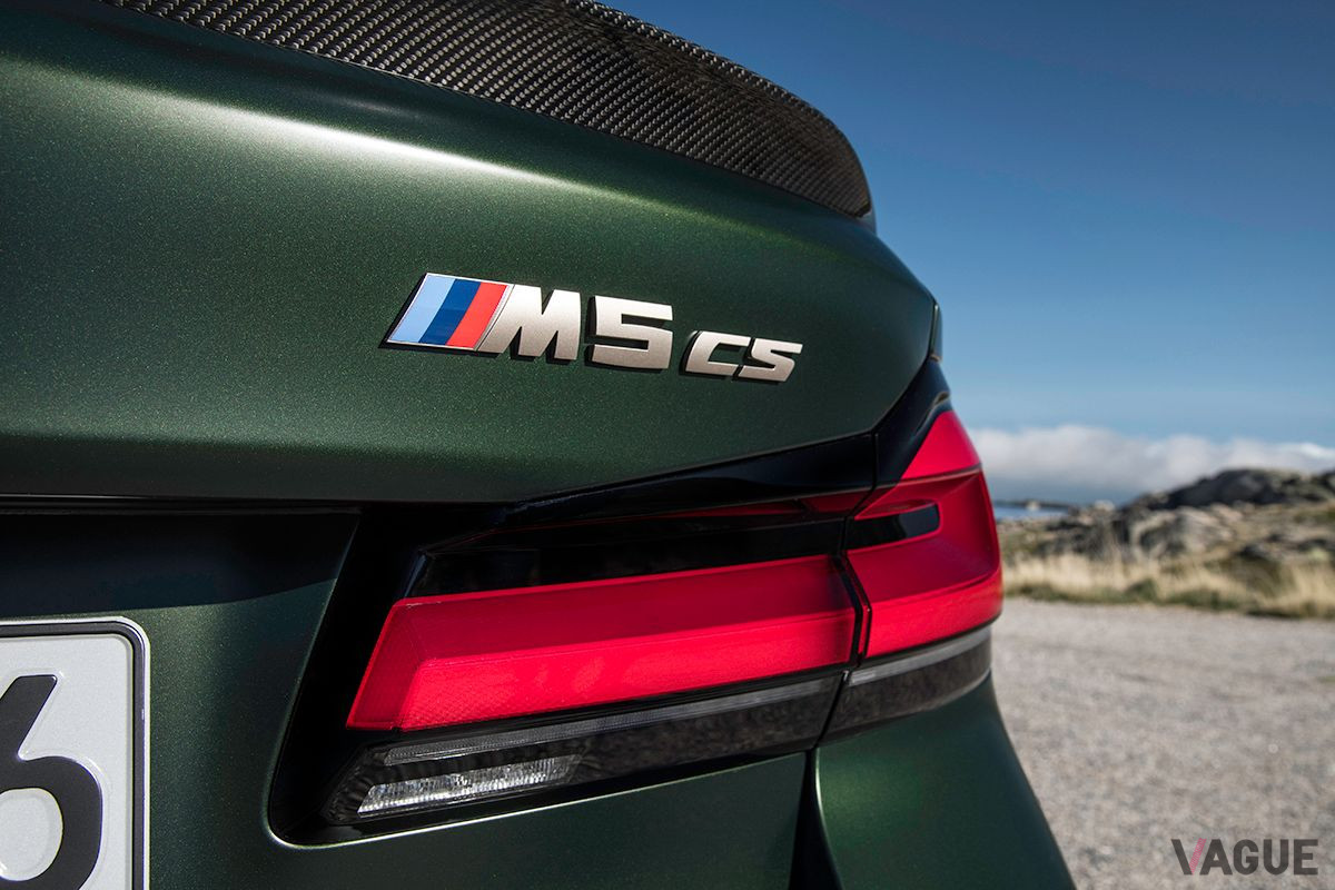 BMW「M5 CS」のエンブレム