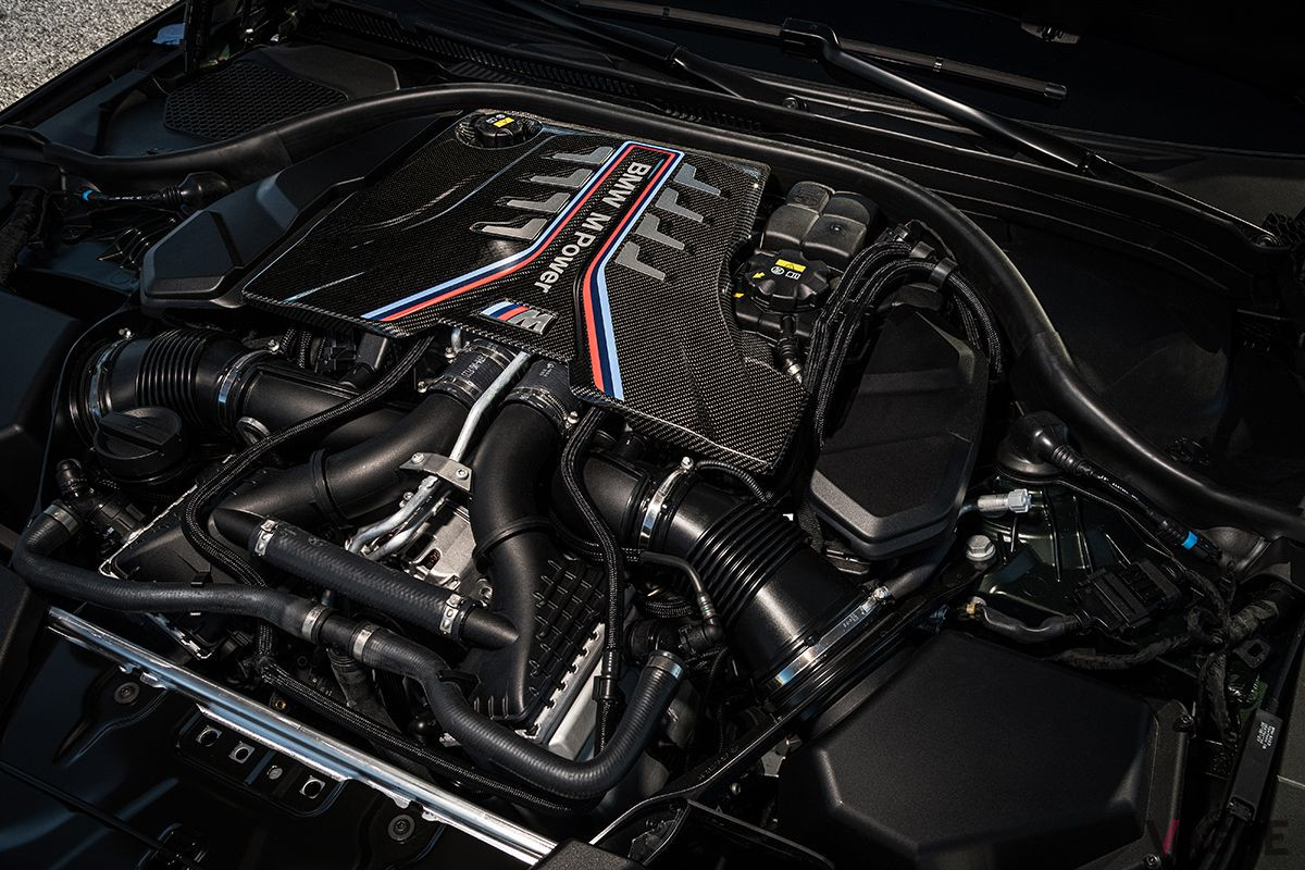 BMW新型「M5 CS」登場 Mモデル史上最強の635馬力で最高時速は305km 