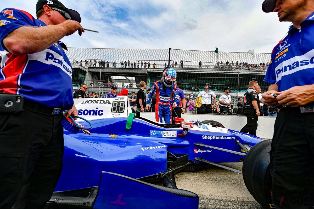 2017年5月におこなわれた第101回インディ500で優勝した佐藤琢磨選手のマシン
