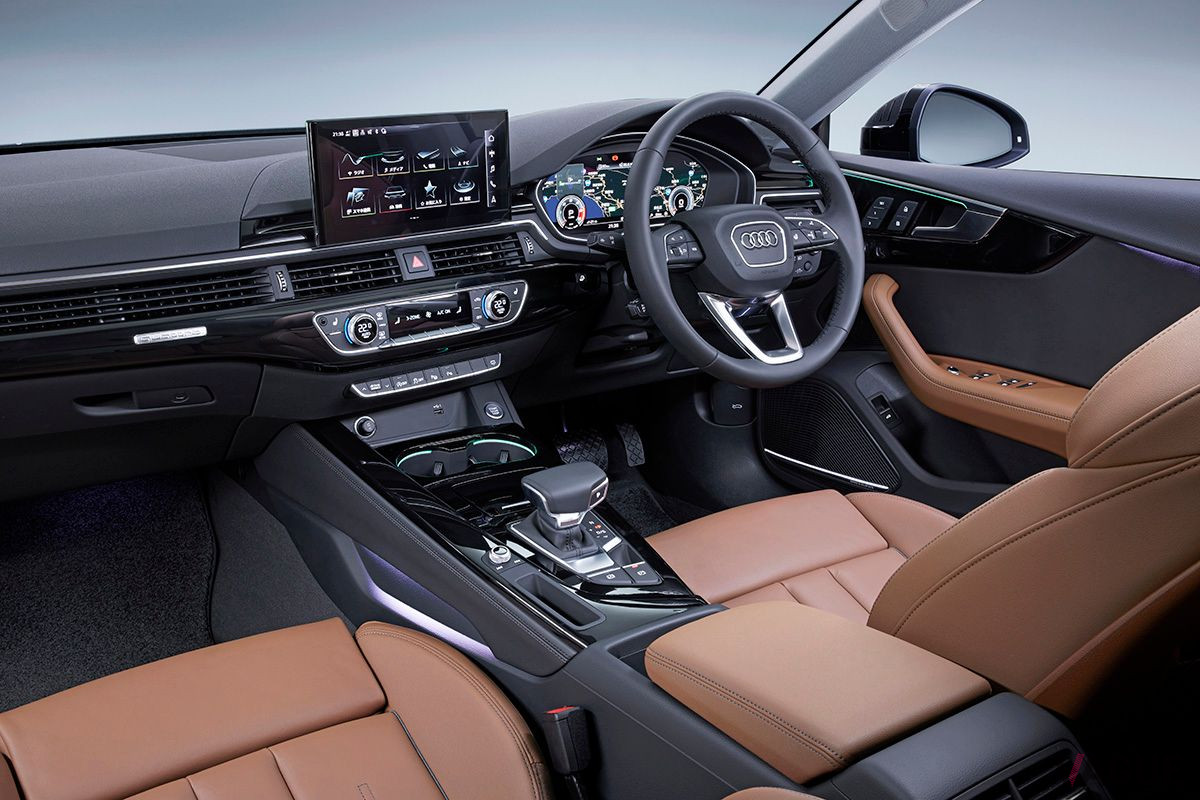 アウディ改良新型「A5スポーツバック」のインパネ