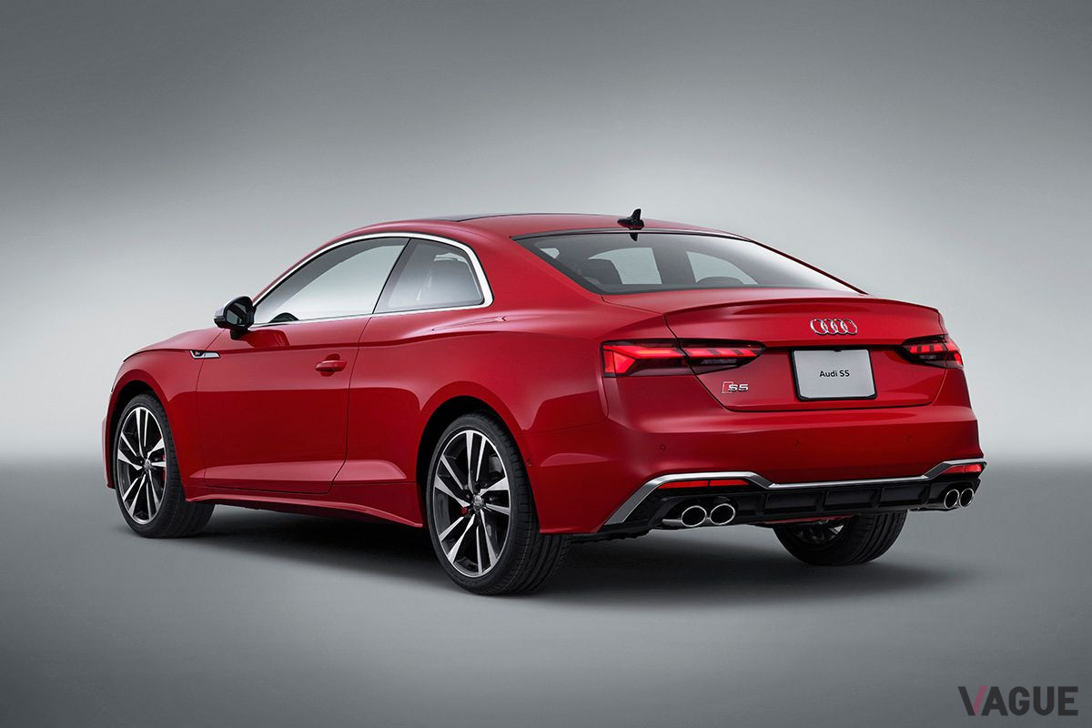アウディ改良新型「S5クーペ」