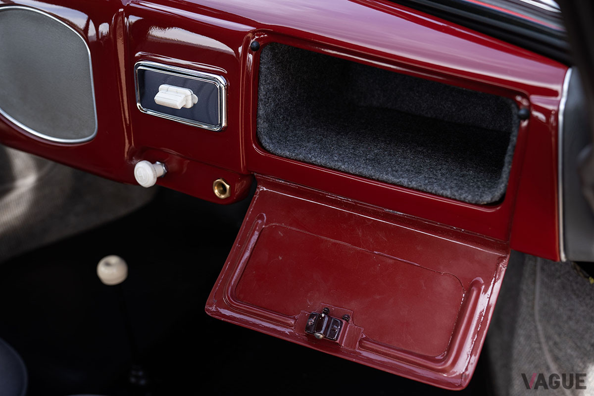 およそ3400万円で落札されたポルシェ「356クーペbyロイター」（C）2020 Courtesy of RM Sotheby's