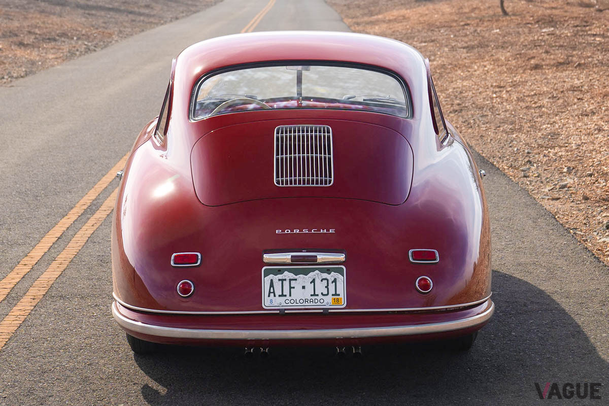 およそ3400万円で落札されたポルシェ「356クーペbyロイター」（C）2020 Courtesy of RM Sotheby's