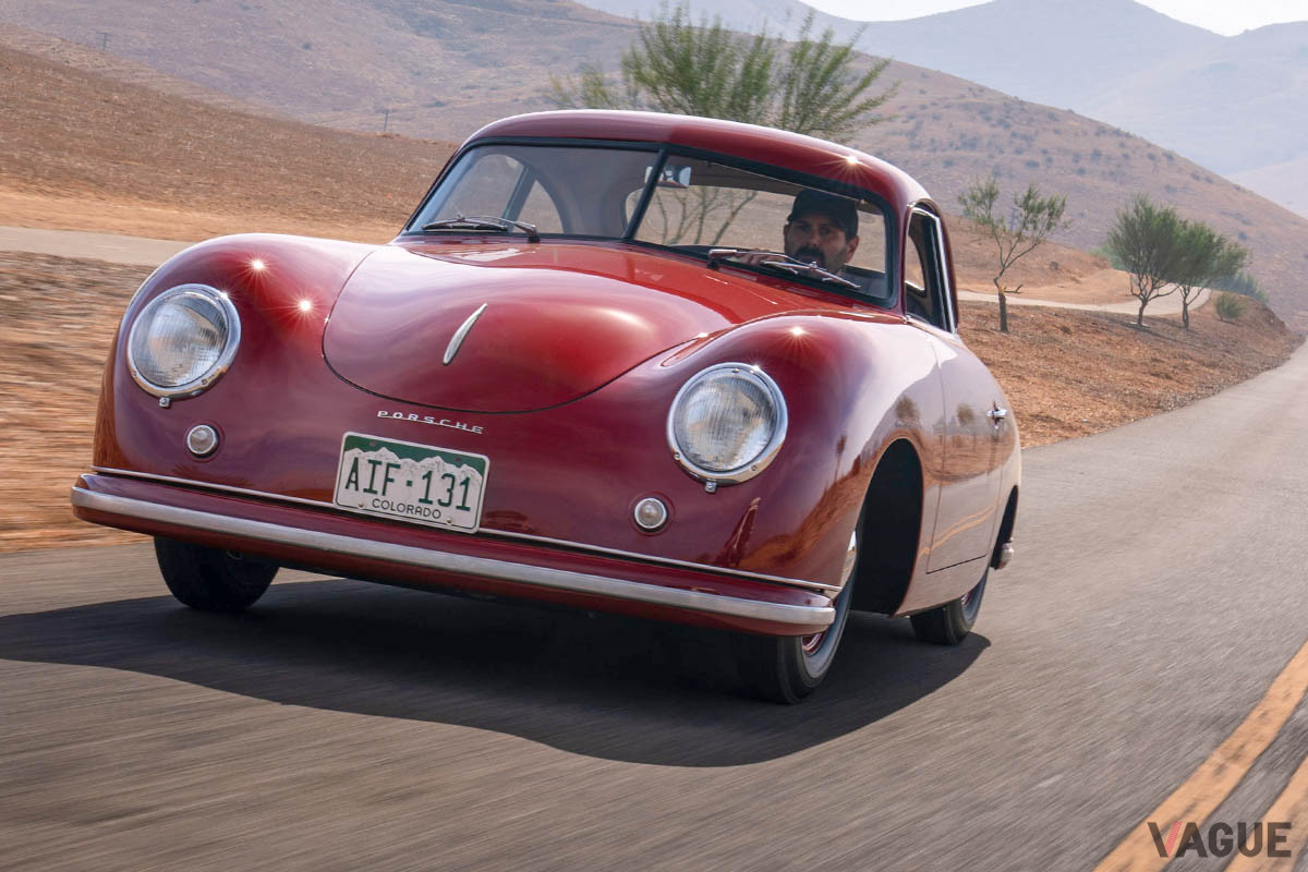 およそ3400万円で落札されたポルシェ「356クーペbyロイター」（C）2020 Courtesy of RM Sotheby's