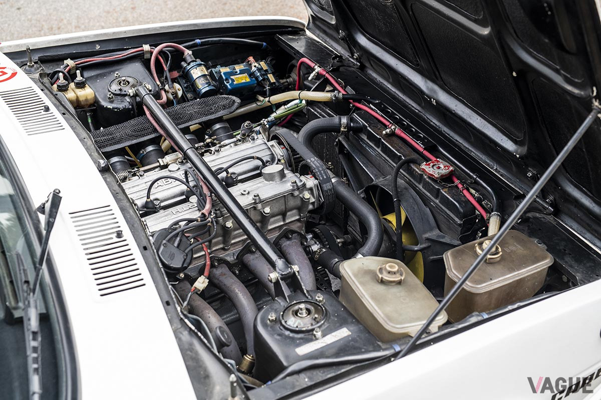 フィアット132用の2リッター直列4気筒DOHCをベースに4バルブ化したエンジン（C）2020 Courtesy of RM Sotheby's