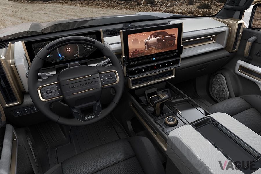 GMC「ハマーEVピックアップ」のインテリア