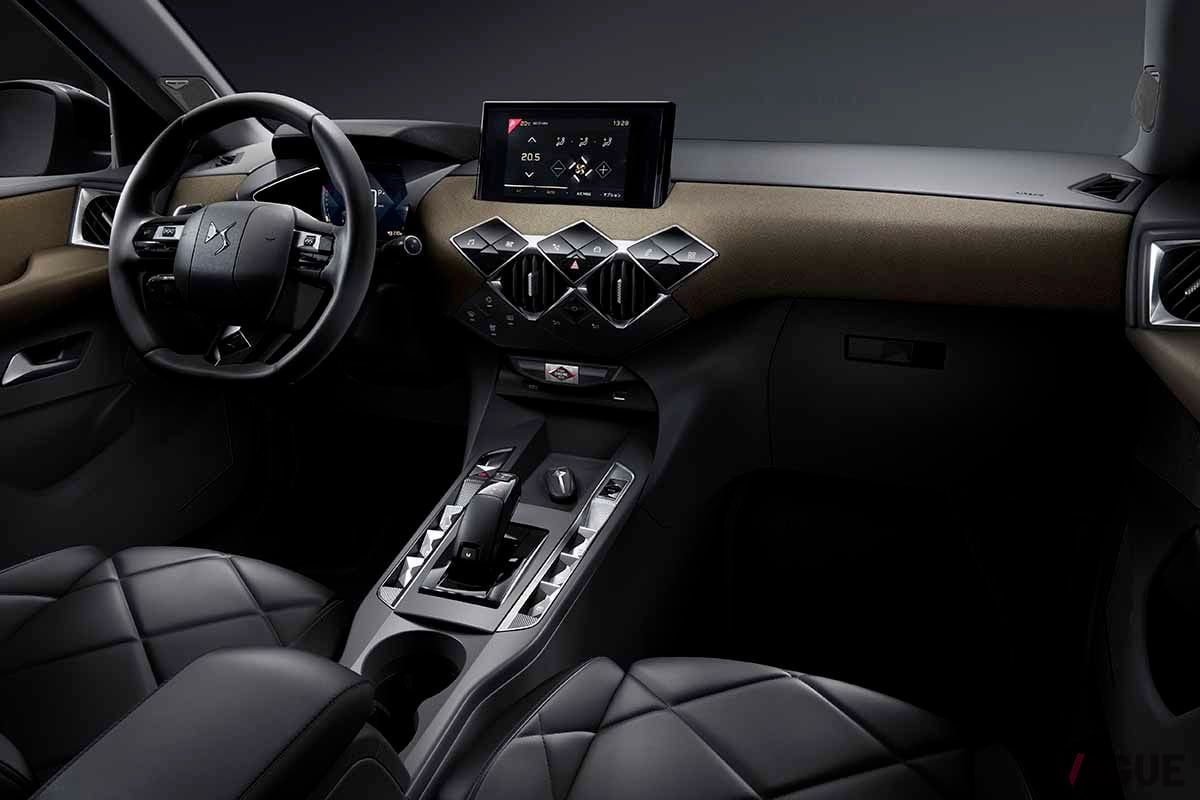 特別仕様車「DS3クロスバック ソーシック レザーエディション」のインパネ