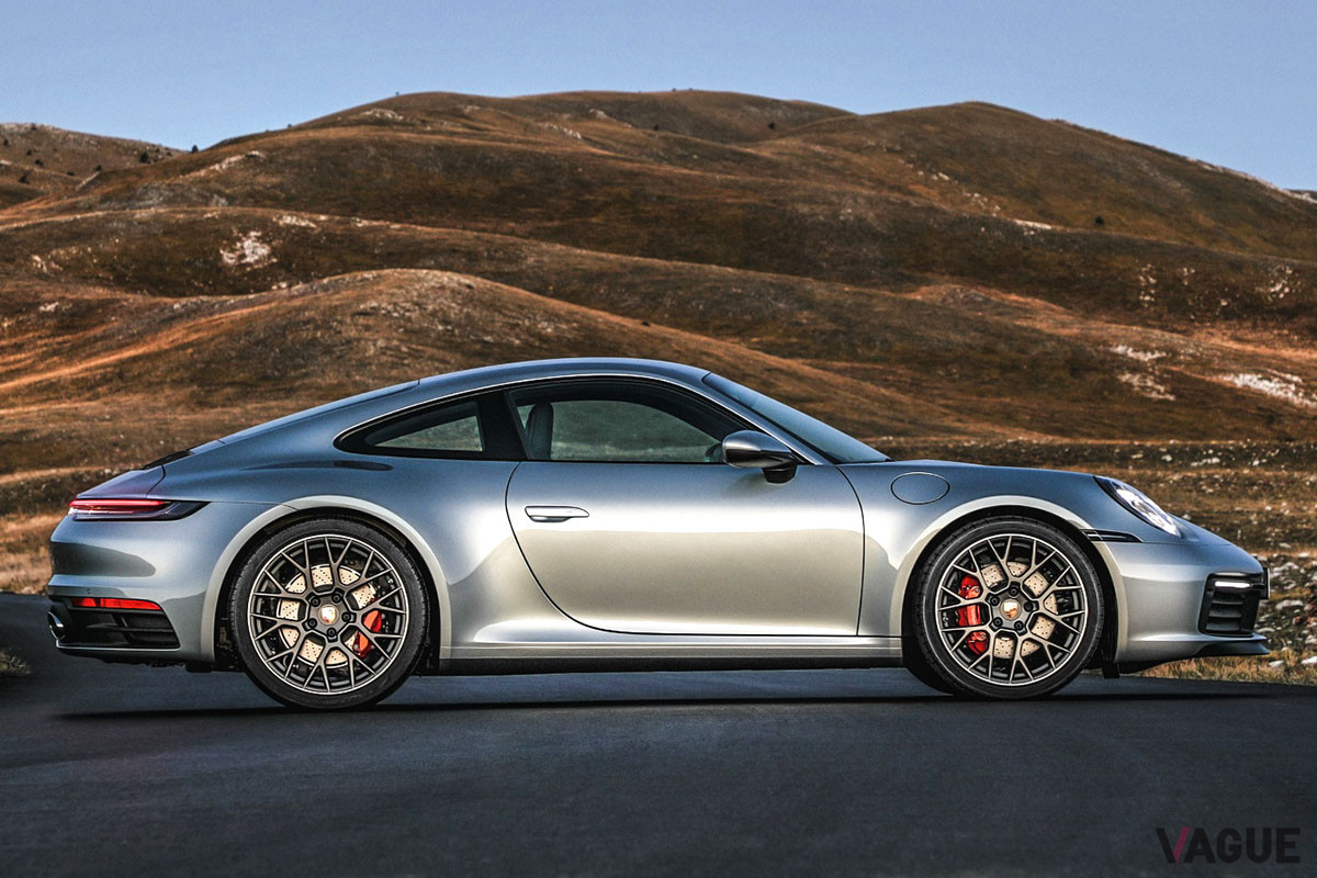 ポルシェ「911カレラS」のサイドビュー