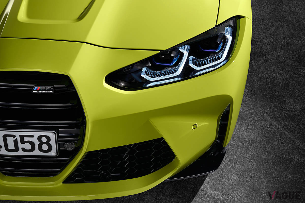 BMW「M4クーペ コンペティション」のヘッドライト。丸目のリングは形を変えて継承されている