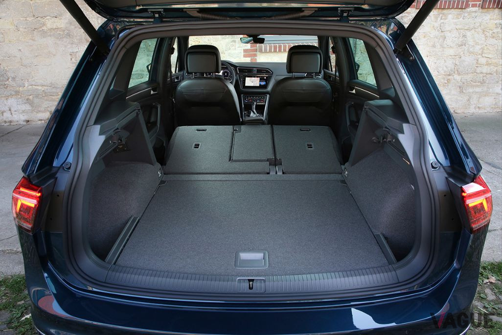 VW改良新型「ティグアン」の荷室