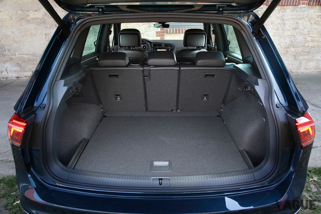 VW改良新型「ティグアン」の荷室
