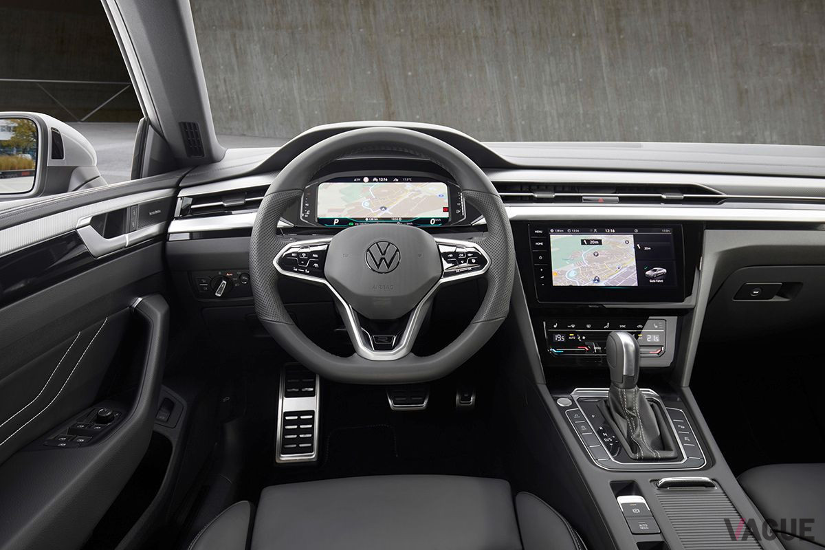 VW改良新型「アルテオン」のインパネ