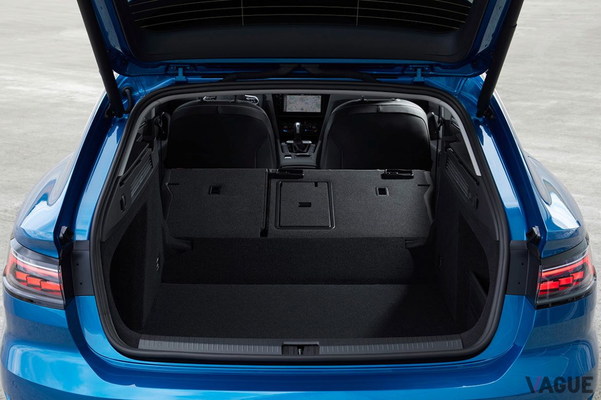 VW新型「アルテオン・シューティングブレーク」の荷室