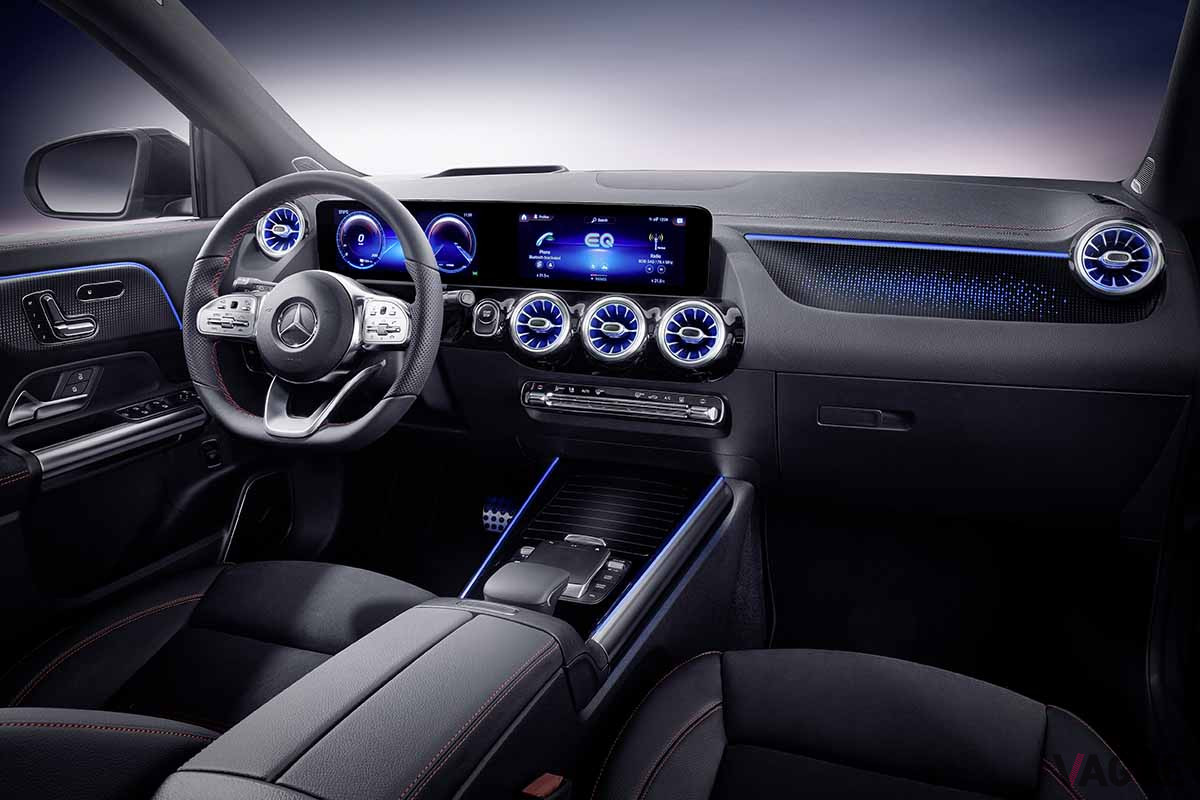 新型メルセデス・ベンツ「EQA」のインパネ