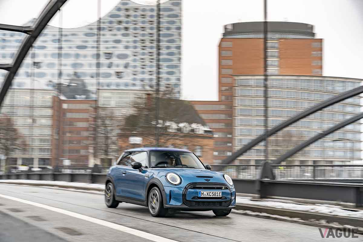 改良新型「ミニクーパーSE」の走り