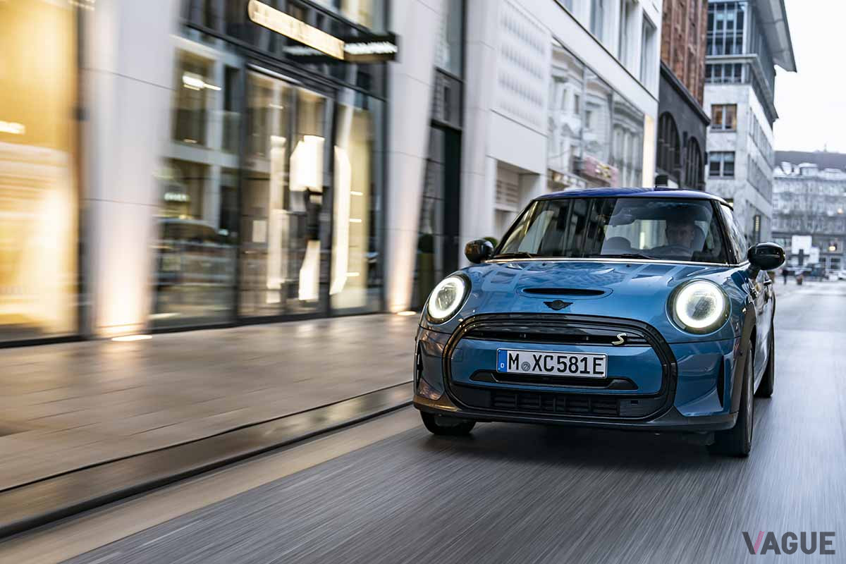 改良新型「ミニクーパーSE」の走り