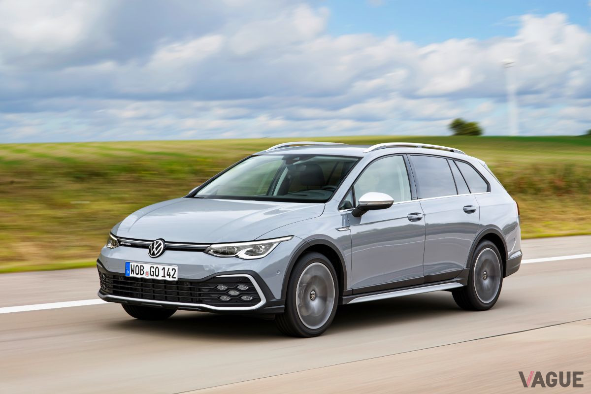 VW「ゴルフ オールトラック」。新型ゴルフヴァリアントベースだが、2021年中には日本で登場することはないだろう