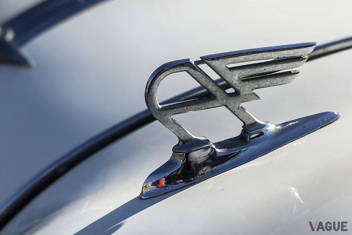 1950年代オースティンA90のマスコット