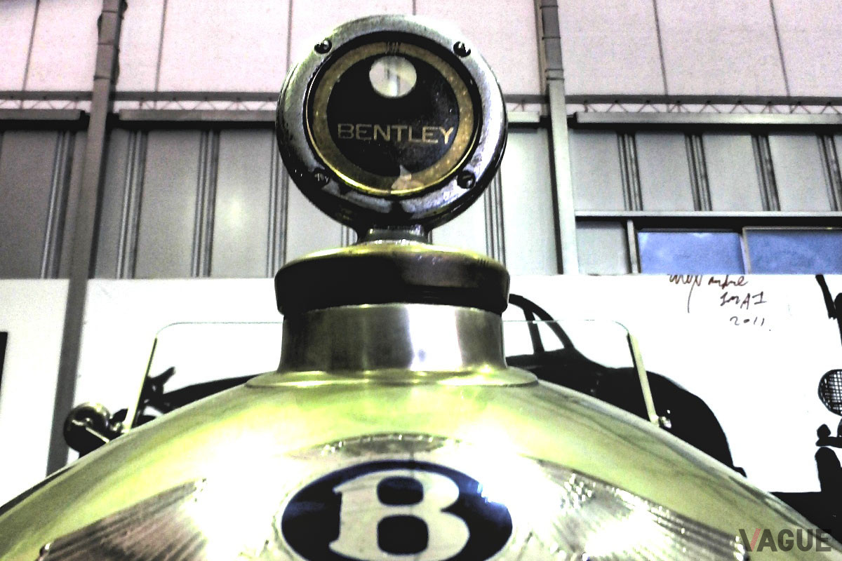 ベントレー3Litre初期型の水温計マスコット