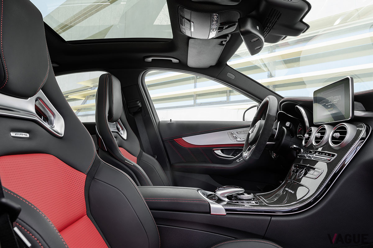 メルセデスAMG「C63S エディション1」のコックピット