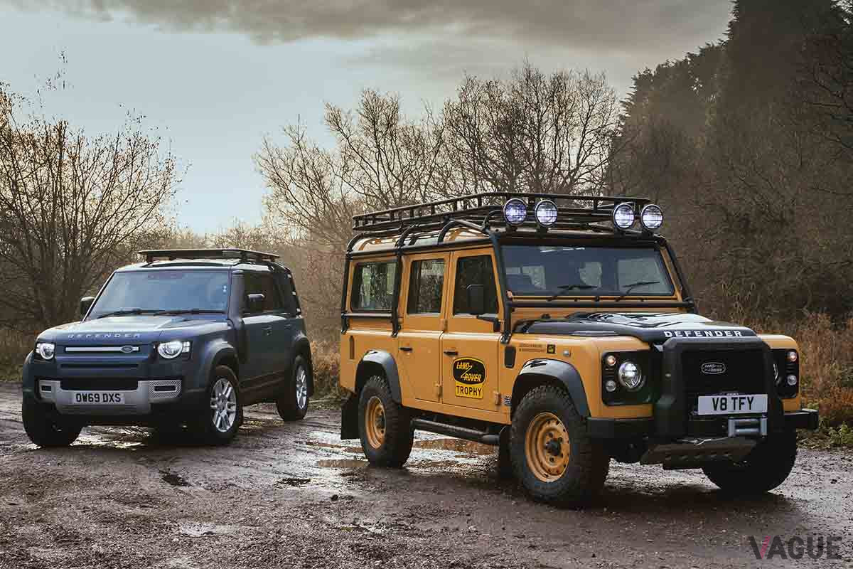 「ディフェンダー ワークスV8トロフィー」と現行型ディフェンダー