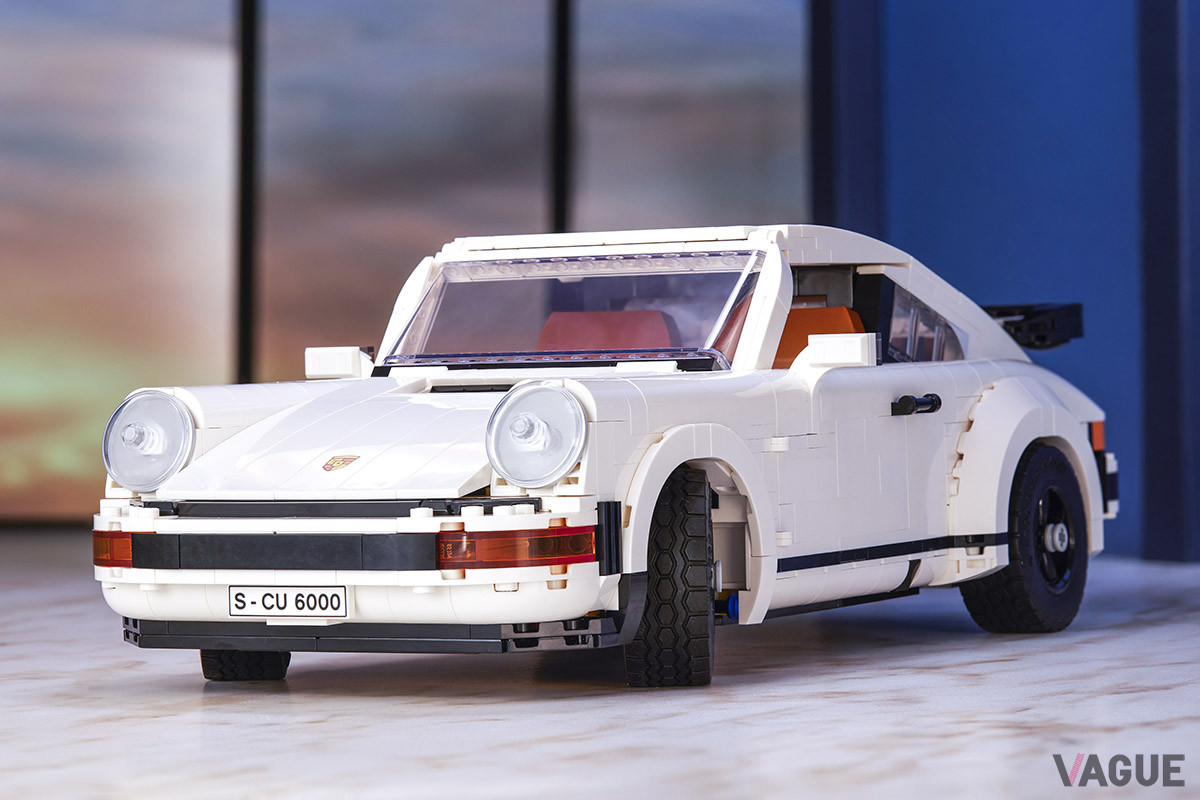 ワイドボディの「911ターボ」