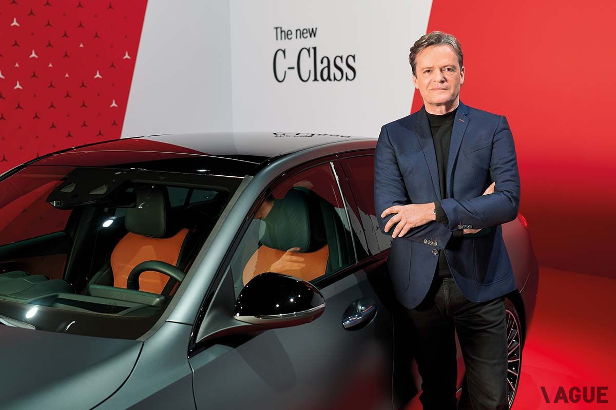 メルセデス・ベンツ新型「Cクラス」のオンライン発表会の様子