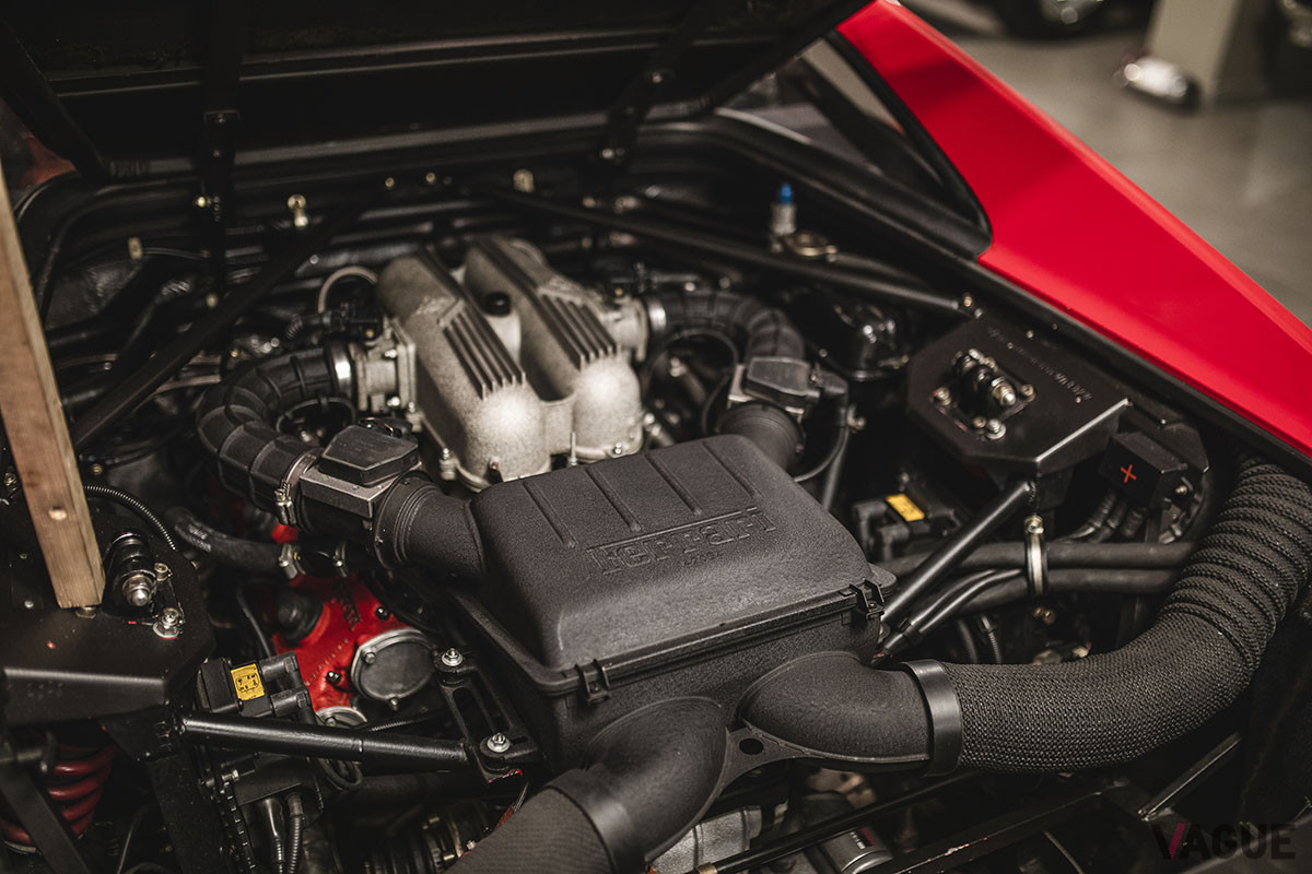 フェラーリ「348GTコンペティツィオーネ」のレース参戦用モデルは、ミケロットによって11台が製作されたといわれている（C）2021 Courtesy of RM Sotheby's