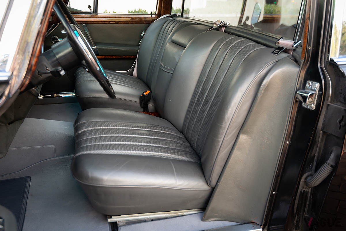 約3620万円で落札されたメルセデス・ベンツ「600 6ドア プルマン」（C）2020 Courtesy of RM Sotheby's