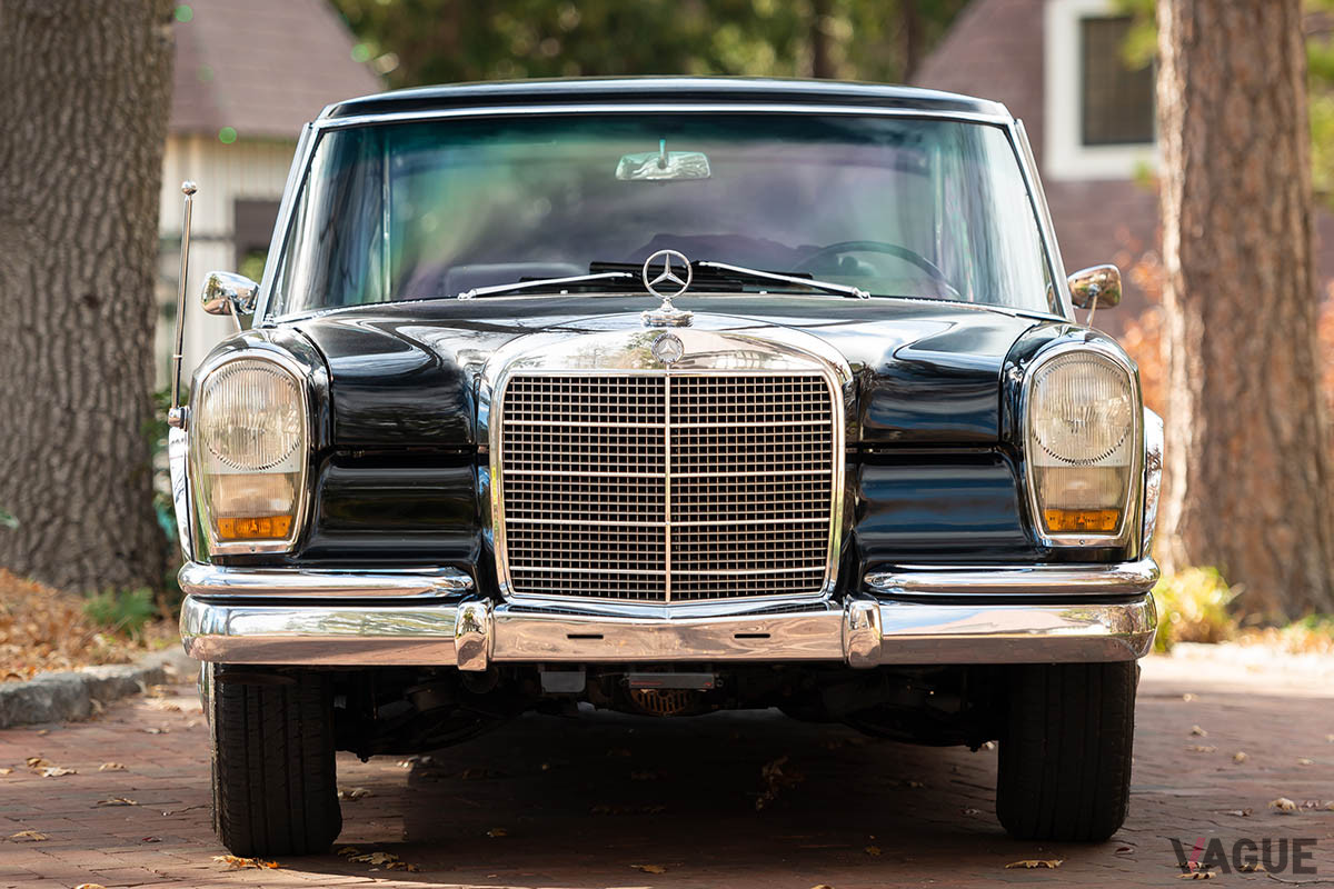 約3620万円で落札されたメルセデス・ベンツ「600 6ドア プルマン」（C）2020 Courtesy of RM Sotheby's