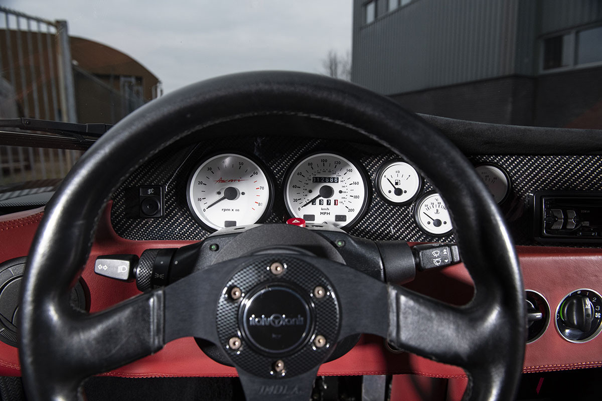 約1970万−2480万円のエスティメートが掲げられたアスカリ「エコス」（C）2021 Courtesy of RM Sotheby's