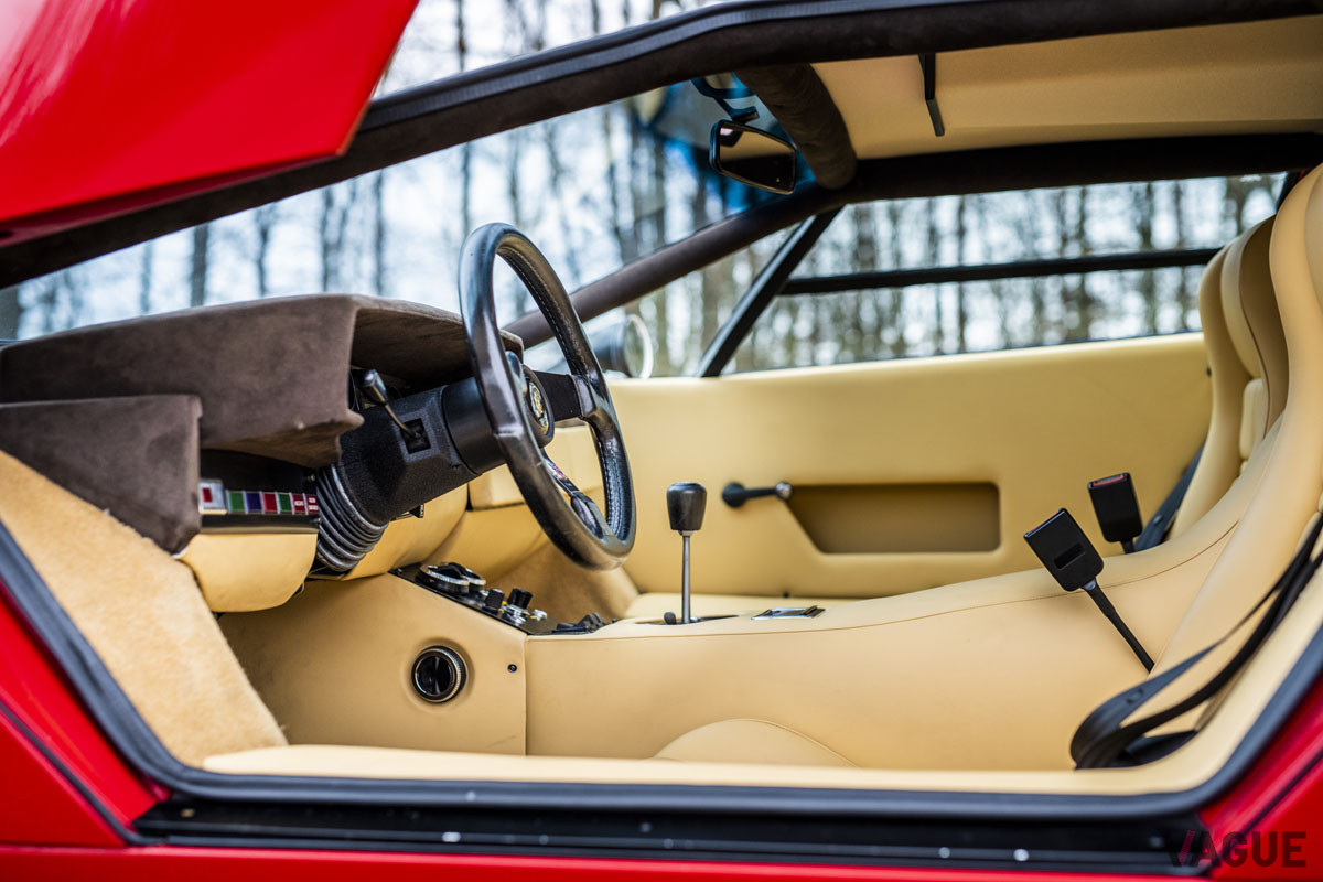約1億円で落札されたランボルギーニ「カウンタックLP400ペリスコピオ」（C）2021 Courtesy of RM Sotheby's