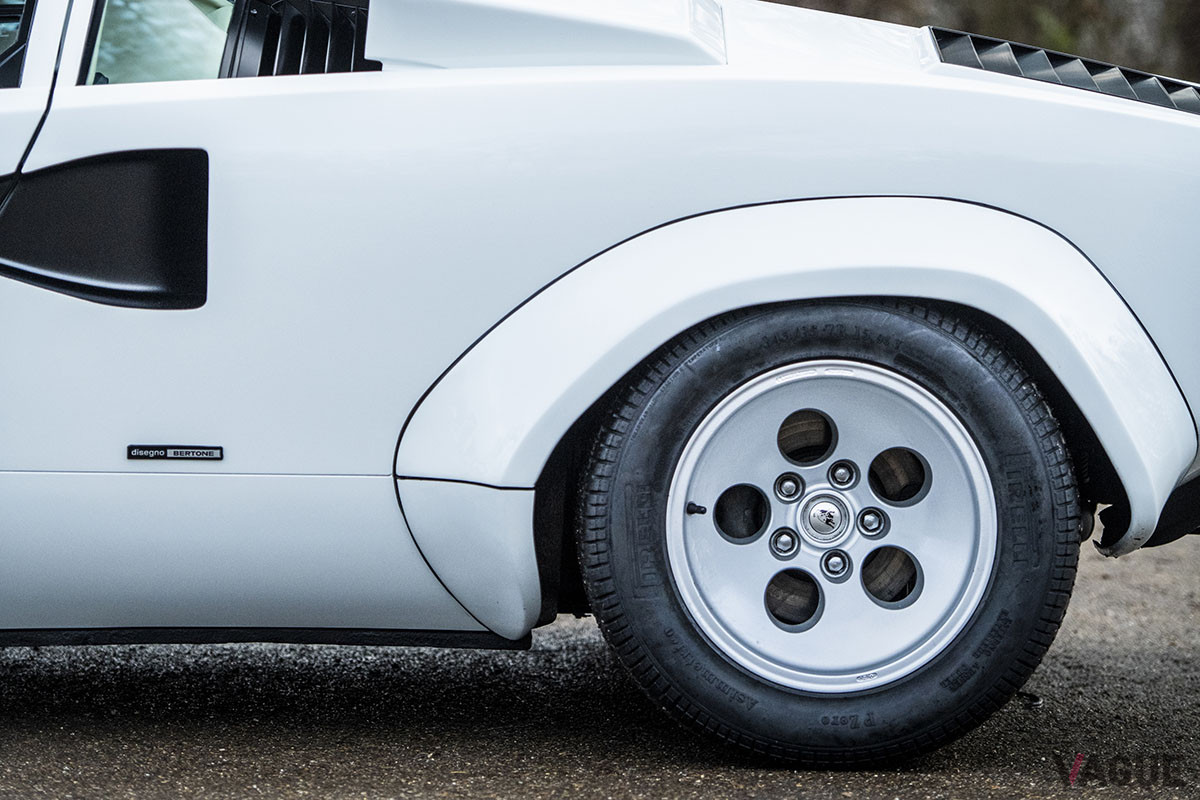 約3820万円で継続販売中のランボルギーニ「カウンタックLP500 S」（C）2021 Courtesy of RM Sotheby's
