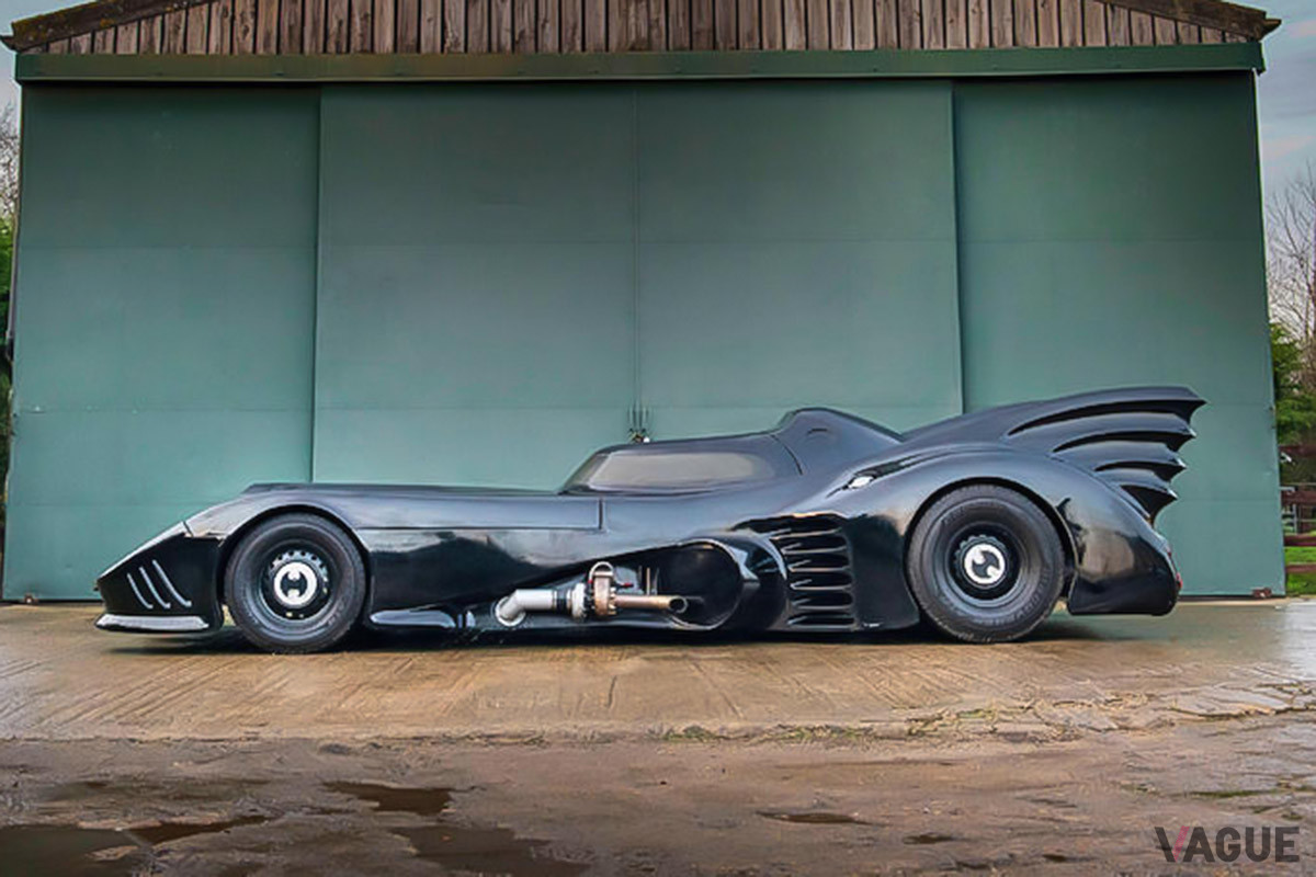 1965年型のフォード初代「マスタング」のコンポーネンツを流用した「バットモービル」（C）Bonhams 2001-2021