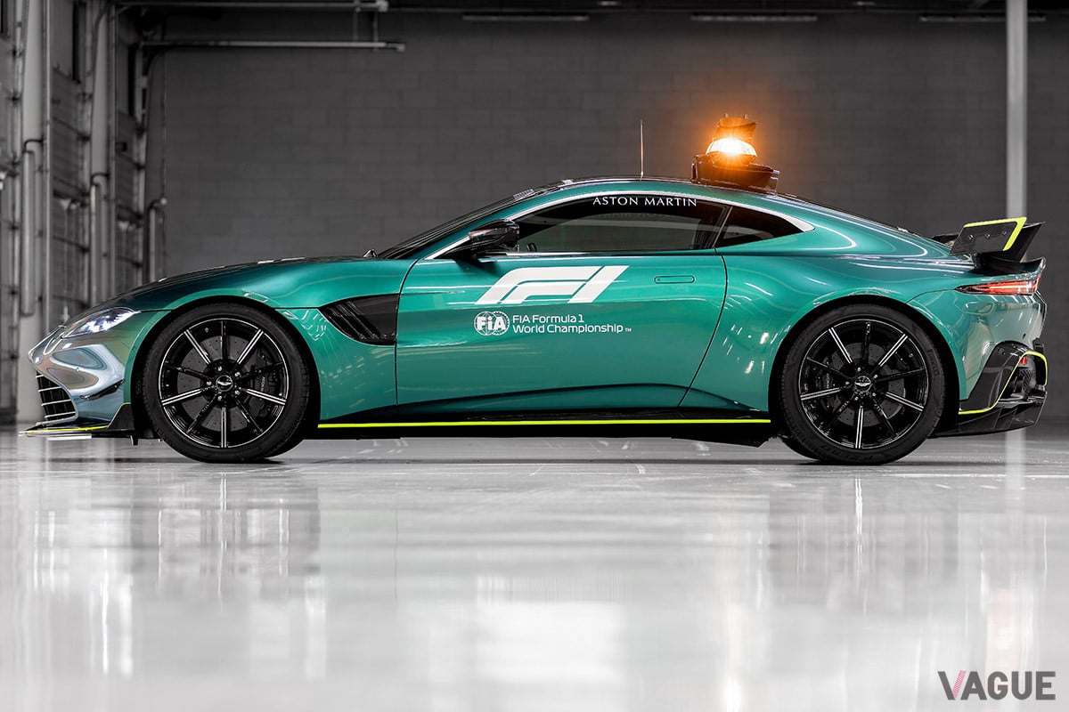 2021年シーズンのF1オフィシャル セーフティカーとなったアストンマーティン「ヴァンテージ」
