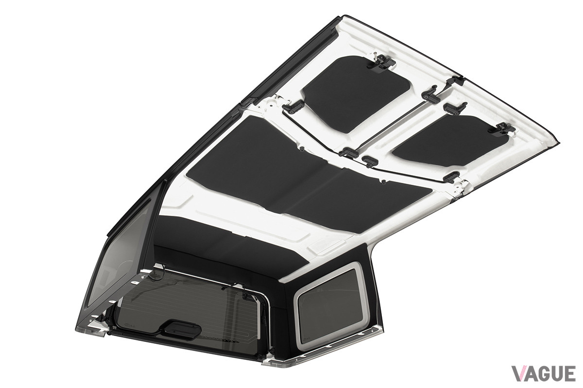 Mopar製ハードトップヘッドライナーを採用