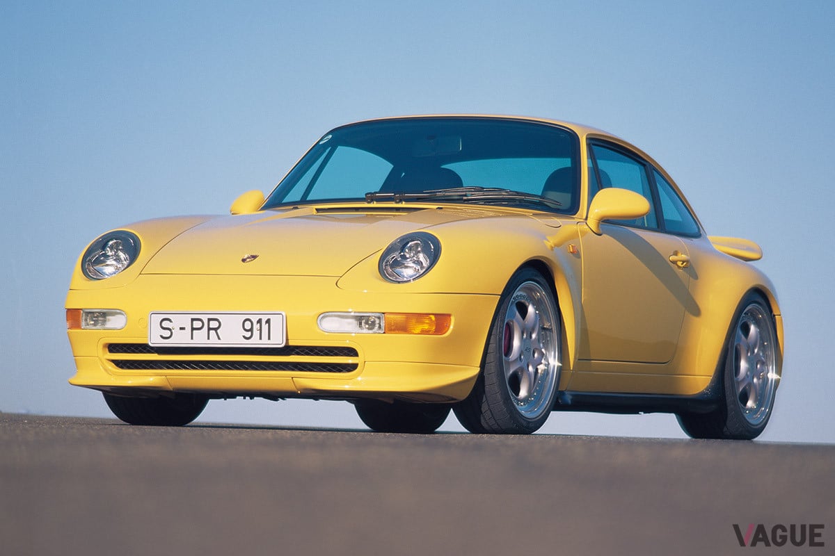 もっともスパルタンなモデルであるカレラRS。極限までの軽量化をしながらも、先代までとは違いエアコンなどの快適装備はそのまま残っている（C）Porsche AG