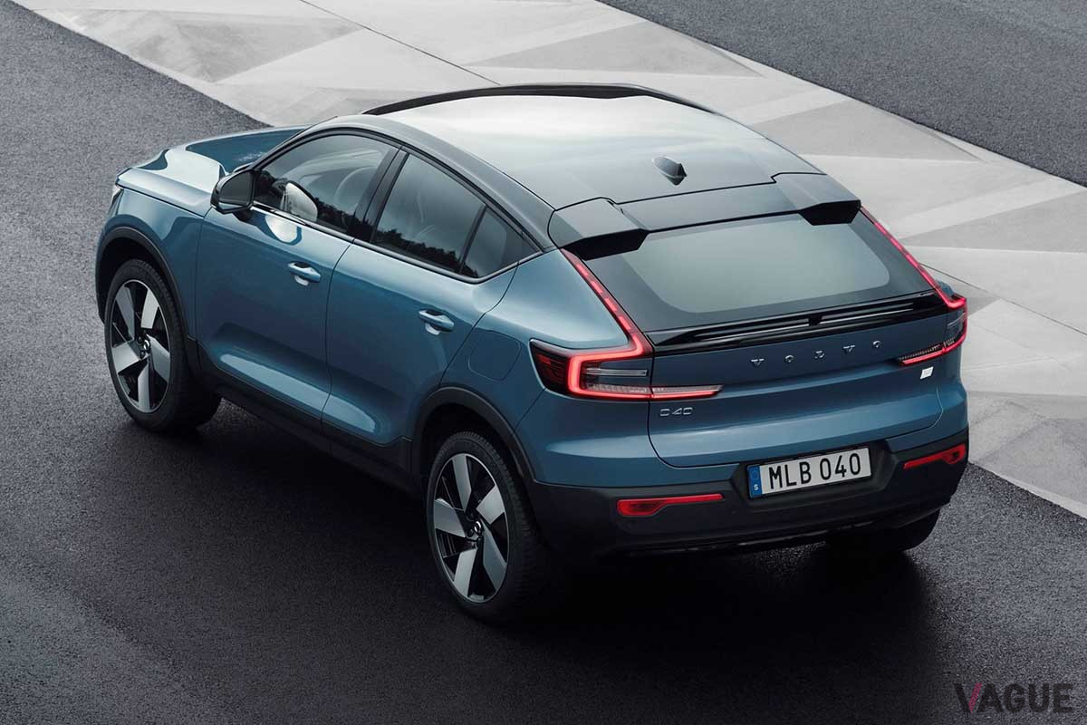 世界初公開されたボルボ新型「C40リチャージ」