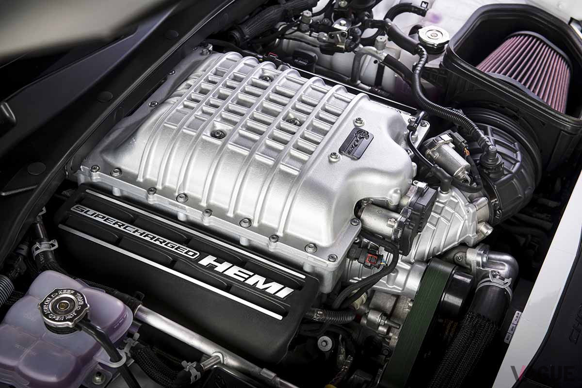ダッジ「チャージャーSRTヘルキャット レッドアイ」の6.2リッターV8スーパーチャージャー「HEMI」エンジン
