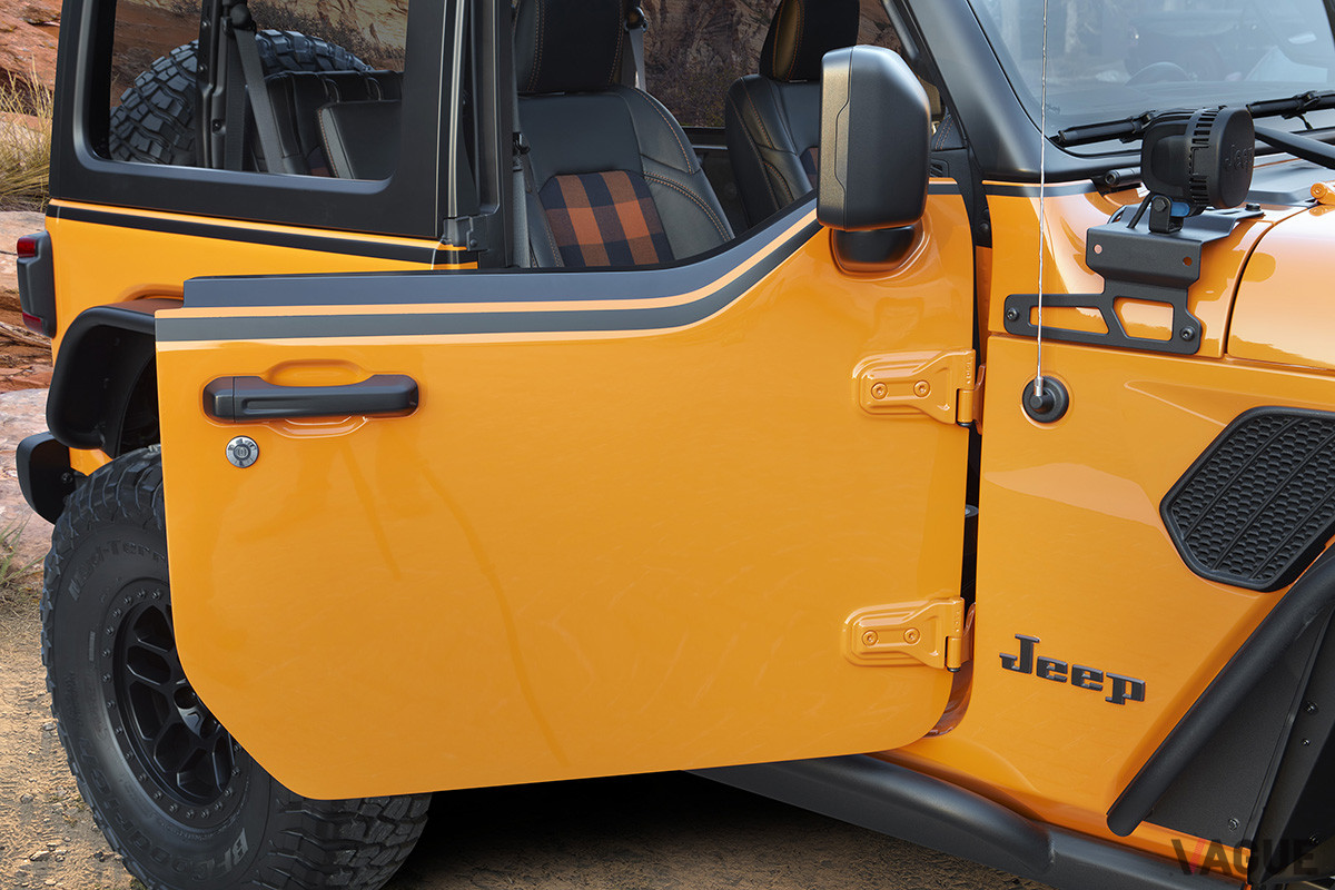 ジープ「Orange Peelz」のドア