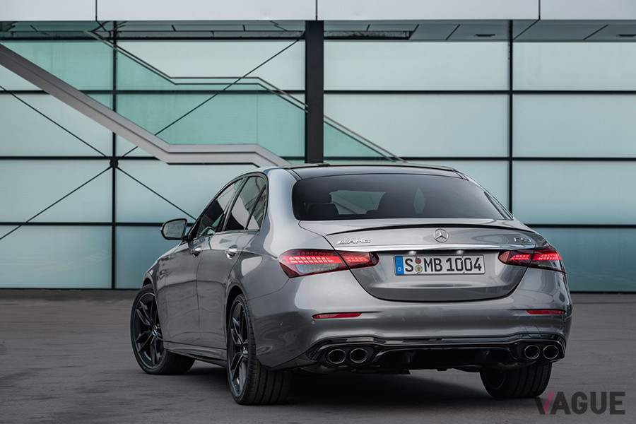 メルセデスAMG E53 4マティック＋セダン