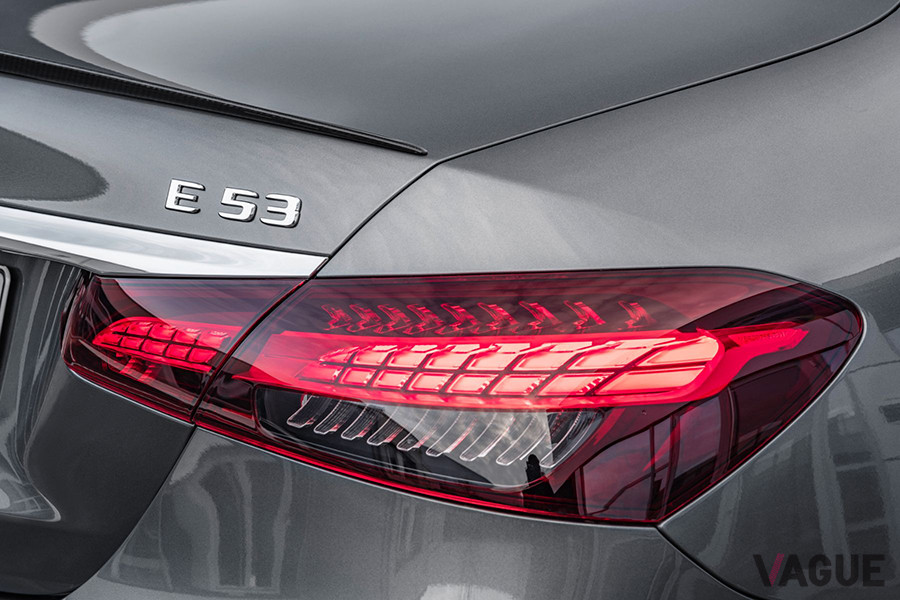 メルセデスAMG E53 4マティック＋セダン