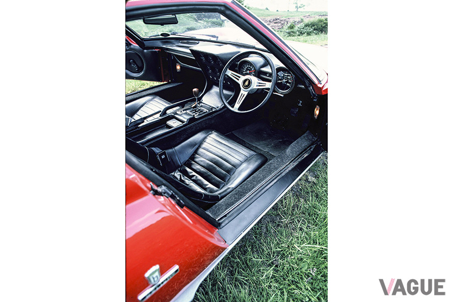 ミウラP400には、右ハンドル仕様も製造された