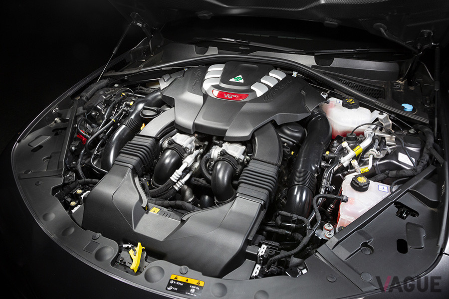 510馬力、600Nmを誇るV型6気筒エンジン