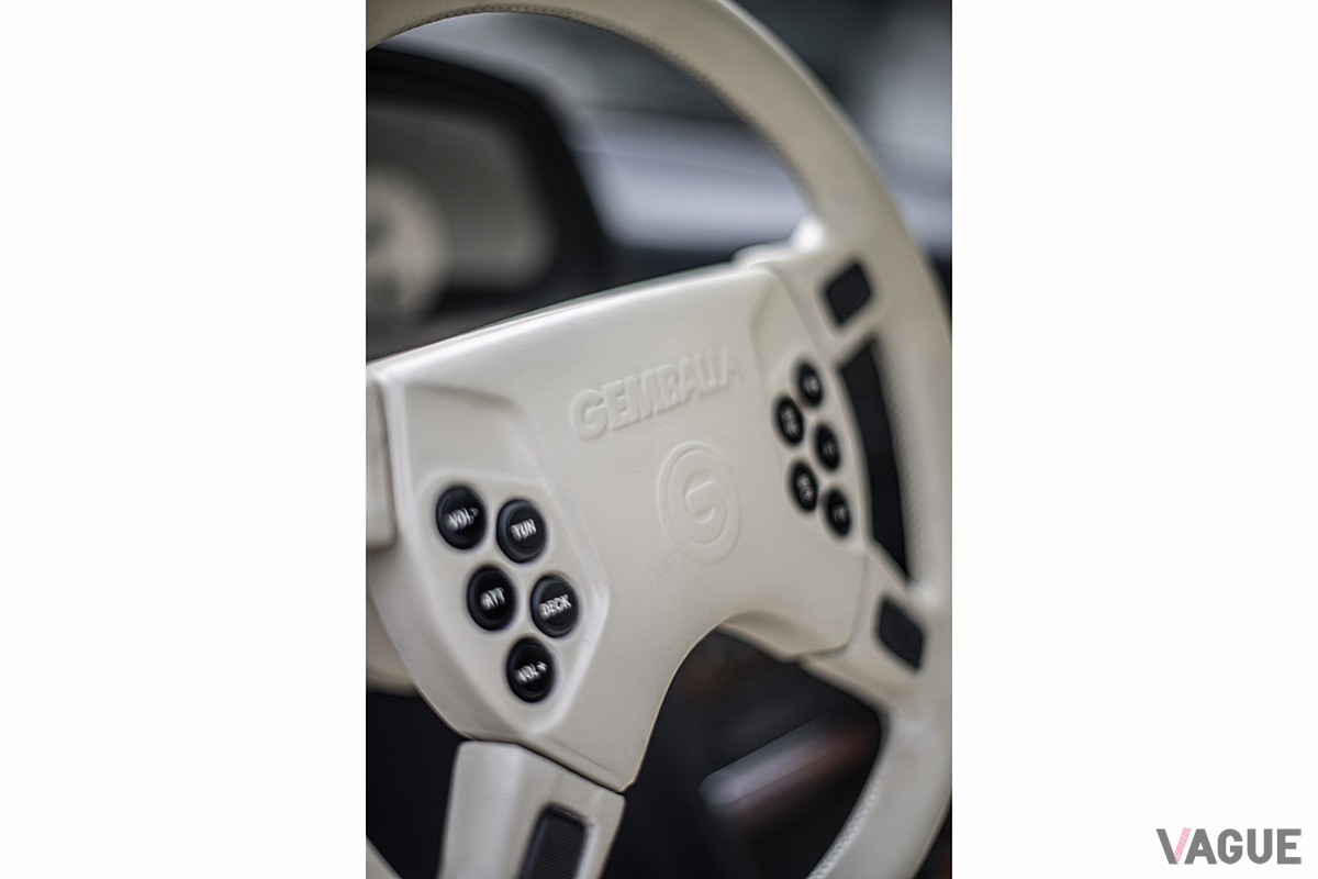 約230万円で落札されたメルセデス・ベンツ「500SEC」ゲンバラ仕様（C）2021 Courtesy of RM Sotheby's