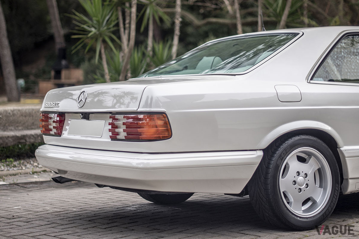 約230万円で落札されたメルセデス・ベンツ「500SEC」ゲンバラ仕様（C）2021 Courtesy of RM Sotheby's